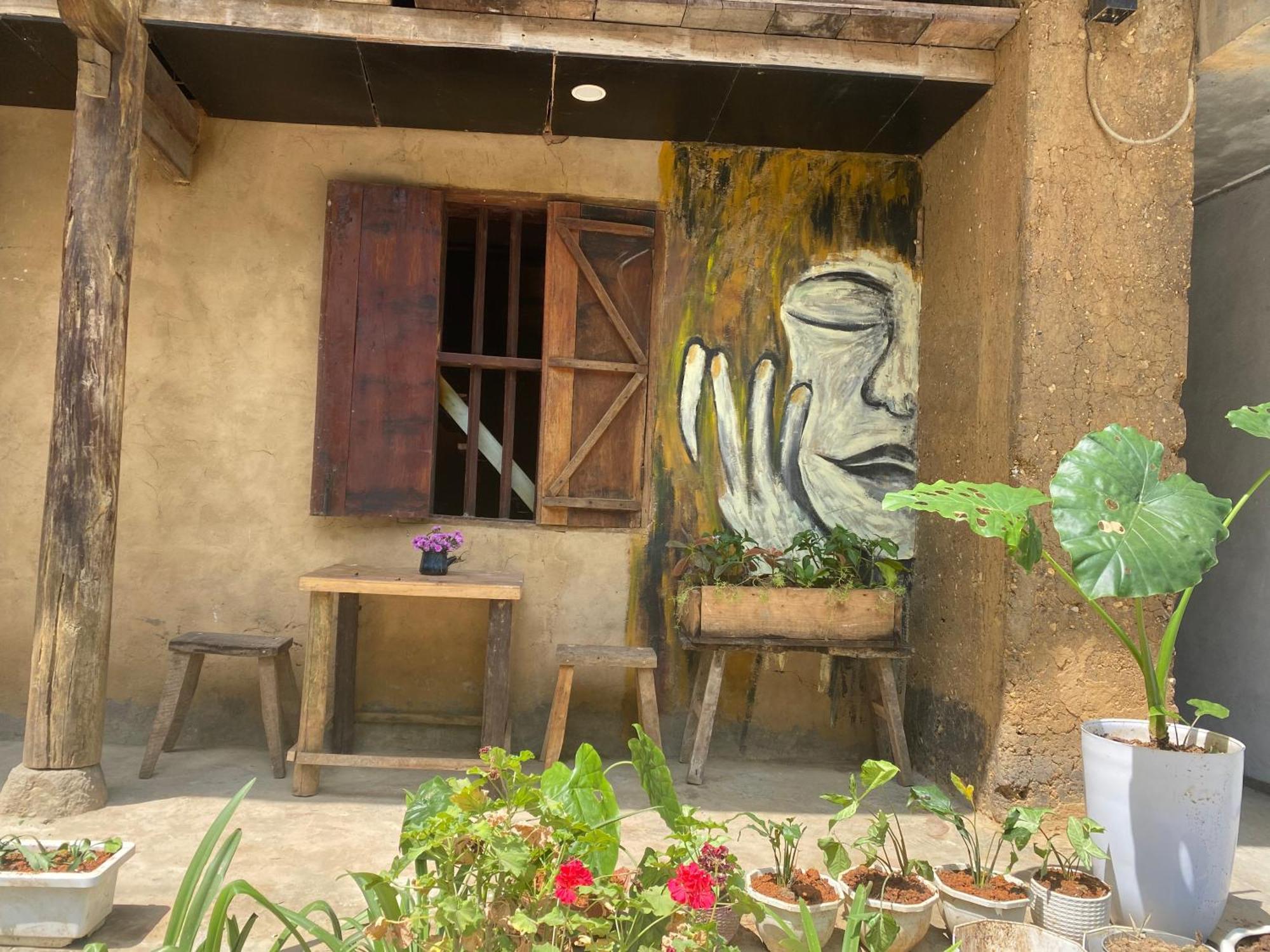Le Petit Home Dong Van  Exterior photo